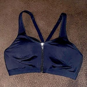 Victoria’s Secret Knockout Maximum Sports bra